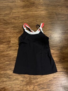 Lucky in love top size small